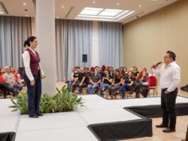 Presenta Mónica Villarreal balance de gobierno al sector artístico y cultural de Tampico