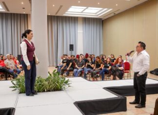 Presenta Mónica Villarreal balance de gobierno al sector artístico y cultural de Tampico
