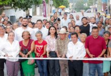 Después de más de 50 años, vecinos de la colonia Arenal reciben obra de pavimentación