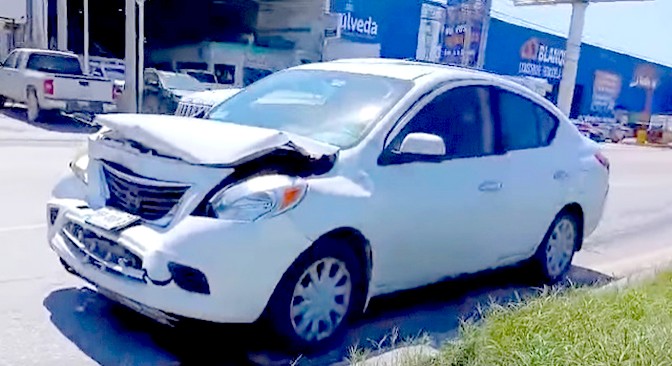 Se impactan unidades en carretera Reynosa-Matamoros dejando daños (3)