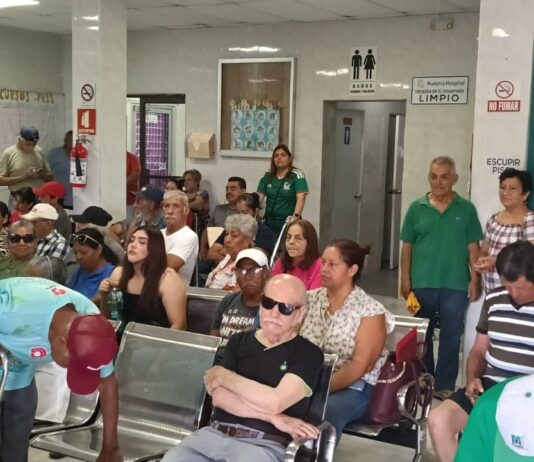 Más de 200 personas esperan en el hospital civil someterse a cirugía de cataratas