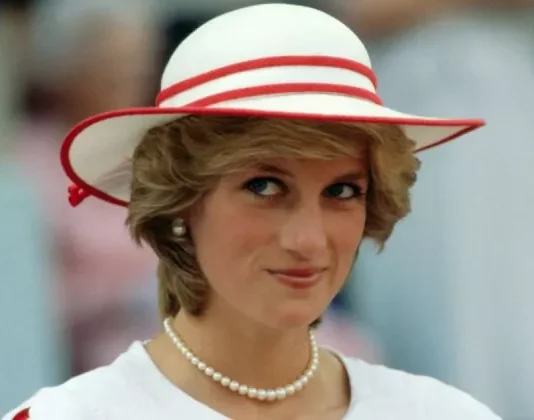 Revelan cartas inéditas de la princesa Diana donde habla del consumo de antidepresivos y su salud emocional