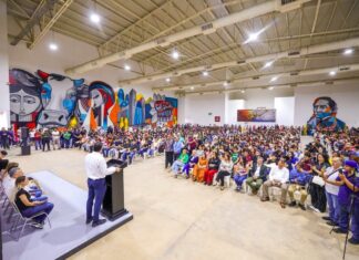 Apuesta Alcalde Carlos Peña Ortiz por educación de jóvenes universitarios con Becas Municipales