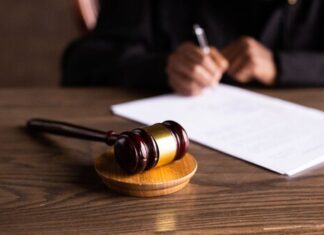 La IA llegó a los juzgados de México, pero no como muchos imaginaban: una jueza la usaba para las sentencias y terminó suspendida