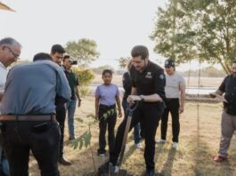 Beto Granados escucha y atiende a vecinos de la colonia Fidel Velázquez II mediante “Tu Voz Transforma”