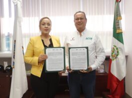 UTTN amplía oportunidades académicas y laborales para sus estudiantes mediante convenio empresarial