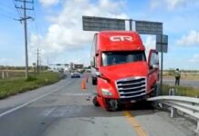 Accidente en el “Viaducto de la Muerte” deja daños y caos vial