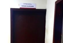 Arrestado por andar molestando a su familia y alterar el orden