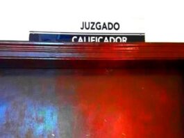 Arrestan a sujeto por molestar a su amasia y alterar el orden