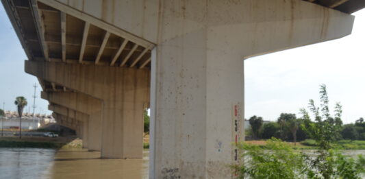 Alerta en los Laredos por creciente del nivel del río Bravo