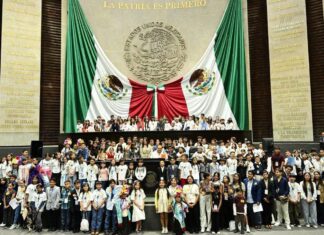 Representa integrante de la Red de Impulsores de la Transformación al DIF Tampico en el Congreso de la Unión