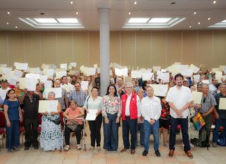 Entrega Mónica Villarreal certeza jurídica a más de 700 familias con cancelación de hipotecas