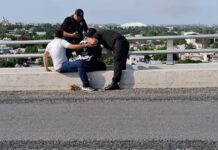 Elementos de la Guardia Estatal evitan que un joven de arroje del Puente Tampico