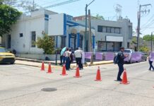 Madre de Dafne, familiares y amigos bloquean la calle Obregón en Tampico para exigir justicia