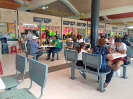Locatarios del Mercado Municipal de Tampico no pierden la esperanza de que aumenten sus vetas durante las vacaciones de verano