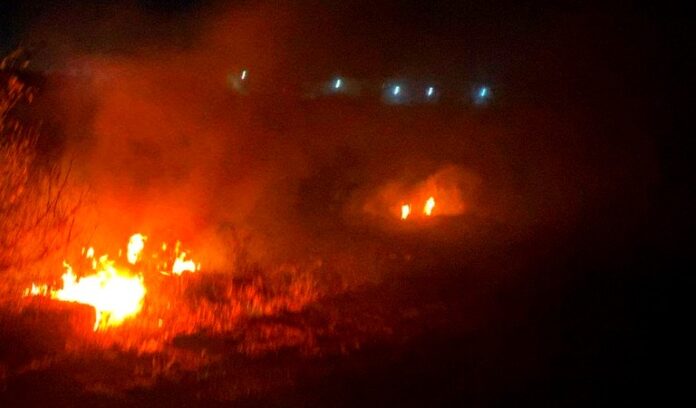 Incendio en pastizal deja daños y contaminación ambiental