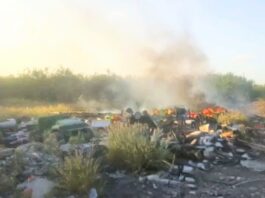 Incendio en pastizal y basura deja daños materiales