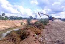 Intensifican trabajos de dragado y limpieza en canales de Reynosa ante temporada de huracanes