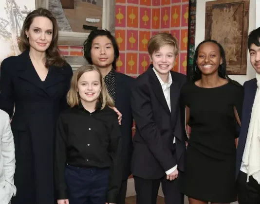 La inesperada reacción de Angelina Jolie a la decisión de sus hijos de quitarse el apellido de Brad Pitt