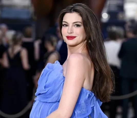 Anne Hathaway, Natalie Portman y las famosas que desafían el tabú de ser mamás después de los 40