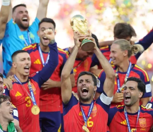 España destroza el sueño de Argentina y es Campeón del Mundo