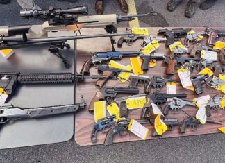 Un juez federal de Texas anula la ley de armas de fuego de 1930