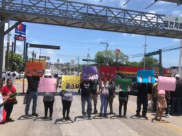 Para exigir justicia protestan familiares de personas lesionadas en el Puente Tampico