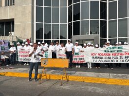 Con protesta jubilados festejan aniversario número 89 de CFE; mañana entregarán oficio a Sheinbaum