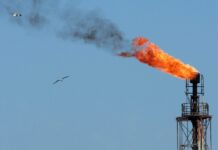 Petróleo de Texas sube 2.55%, con las negociaciones entre EUA e Irán estancadas