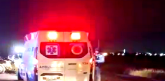 Sale lesionado tras ser impactado por una unidad en carretera a Monterrey