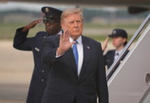 Trump refuerza presencia en Texas ante presión electoral para republicanos