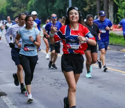 Con toda la actitud: Runners corrieron por reforma con mucha emoción y sentimientos de por medio