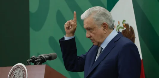Corte Penal Internacional tiene elementos para investigar a AMLO por crímenes de lesa humanidad