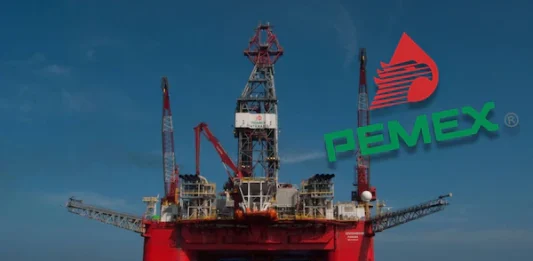 Sentencian en EU a mexicano a 4 años de prisión por sobornar a funcionarios de Pemex y Ecuador