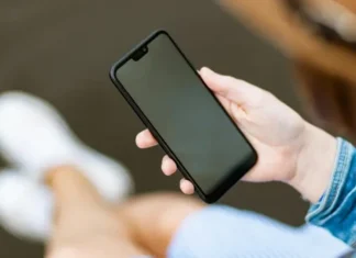 WhatsApp concentra 43% de las estafas por mensajería; víctimas alertan por uso de IA