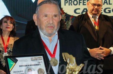 Muere Chucho Gallegos, fundador de TVyNovelas, a los 84 años