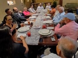 Alvarez Icaza arropa a Mauricio de Alejandro en Reynosa