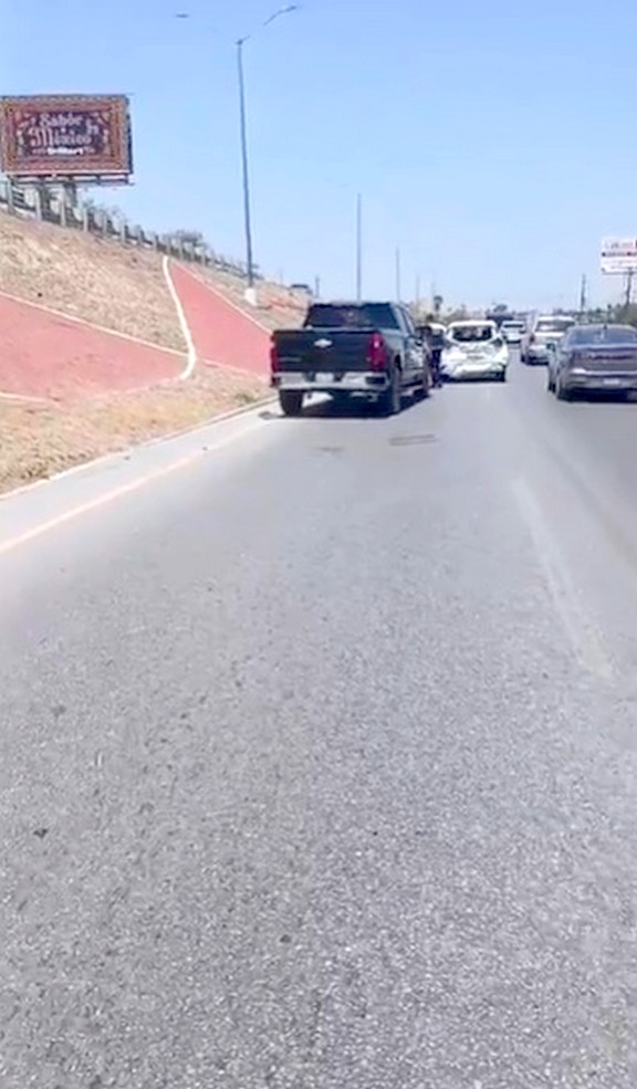 Chocan en carretera Río Bravo-Reynosa y dejan daños materiales (1)