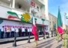 Desfilan Militares y ciudadanos los ovacionan con aplausos y vivas