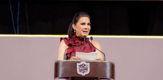 Transformación, finanzas sanas y turismo récord: Mónica Villarreal rinde Segundo Informe con balance de éxito en Tampico