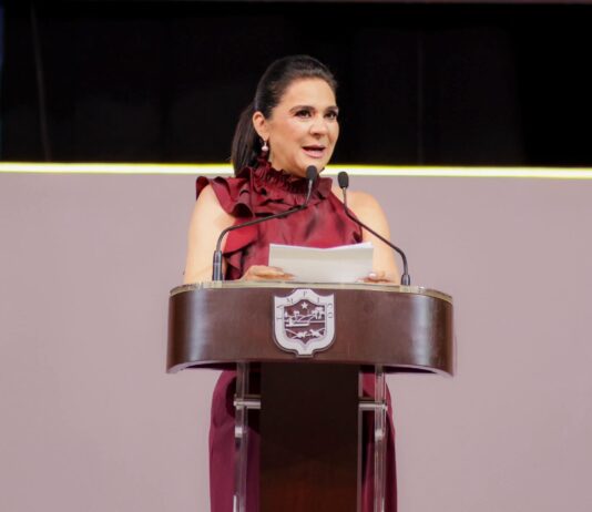 Transformación, finanzas sanas y turismo récord: Mónica Villarreal rinde Segundo Informe con balance de éxito en Tampico