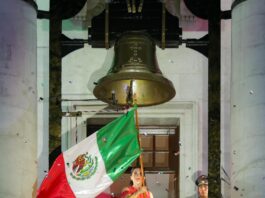 Celebra Mónica Villarreal junto a más de 22 mil tampiqueños el Grito de Independencia