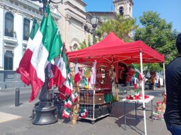 Comerciantes de artículos patrios confían en tener buenas ventas