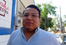 Regidor acude a kínder para apoyarlos con diversas acciones y evitar que nuevamente se vuelvan a robar el cableado eléctrico