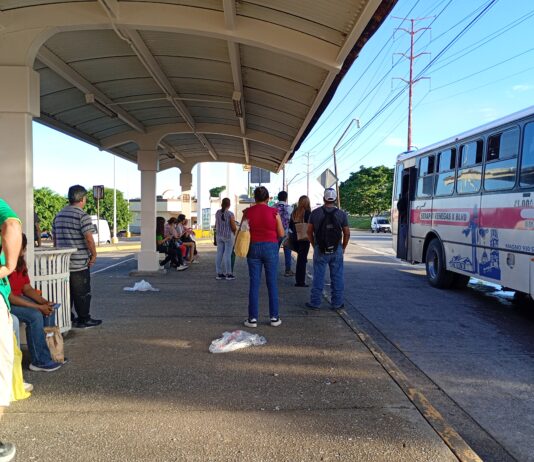 Lluvia paraliza transporte y deja calles inundadas en el sur de Tamaulipas