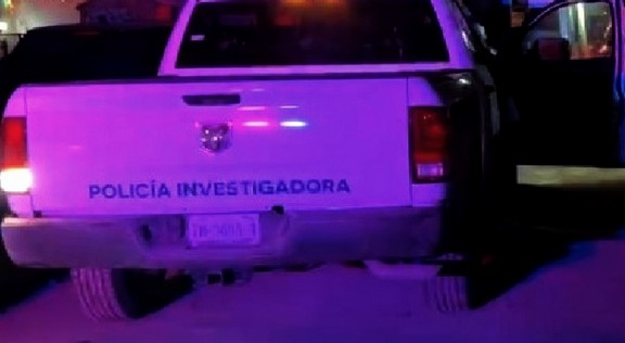 Reportan a una persona al parecer sin vida en una vivienda