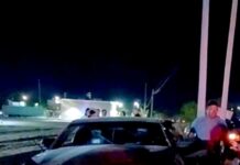 Unidad médica trasladan a víctima de atropellamiento en Balcones de Alcala