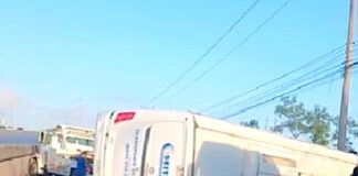 Vuelca unidad del transporte en carretera Río Bravo-Reynosa
