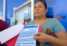 Usuarios se sienten estafados, protestaron hoy contra una financiera llamada crevi