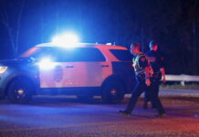 Exige justicia para su hermano murió en Carolina del Norte a manos de policías